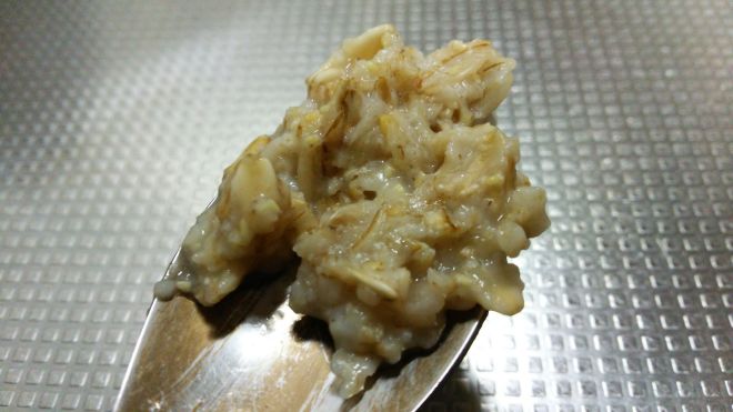 水を加えてレンチンしたオーツ(オールドファッションド)の拡大
